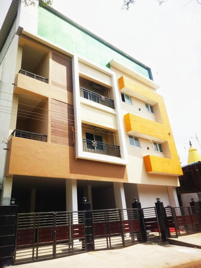 Hotel Rk - Temple Stay Thanjavur Exterior foto